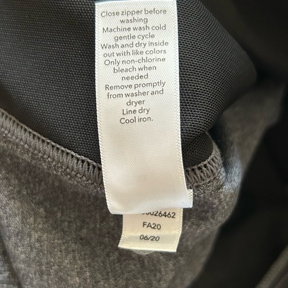 Athleta Women’s Venice Mid Rise Breathable Joggers in Gray, Size X-Large - Picture 8 of 11